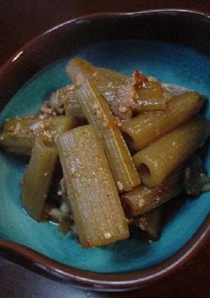 フキと豚バラのにんにくキムチ炒め-レシピのメイン写真