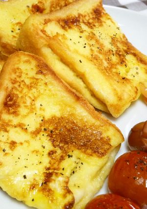 甘くない♬チーズフレンチトースト-レシピのメイン写真