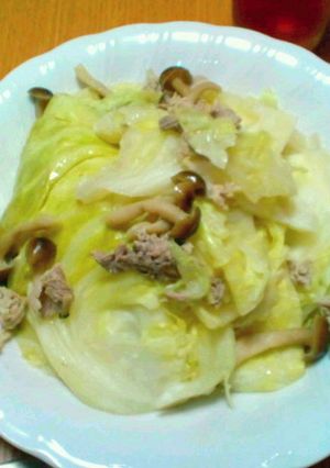 豚肉と丸ごとキャベツの白ワイン蒸し-レシピのメイン写真