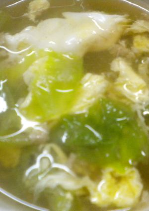 コンソメ（挽肉とレタスの卵スープ）-レシピのメイン写真