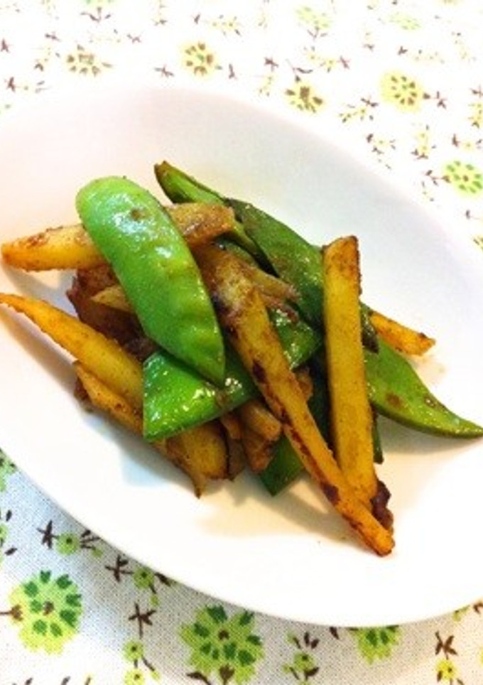 絹さやとじゃがいものカレー炒め-レシピのメイン写真