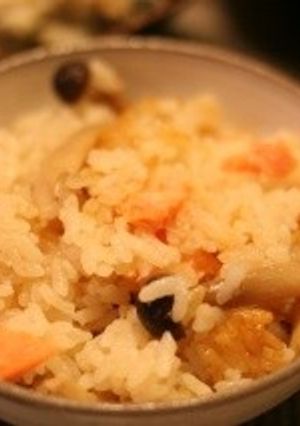 鮭ときのこの炊き込みご飯-レシピのメイン写真