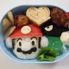 รูปของ キャラ弁　スーパーマリオ＆キラー