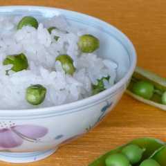 รูปของ 基本のえんどう豆ご飯✿