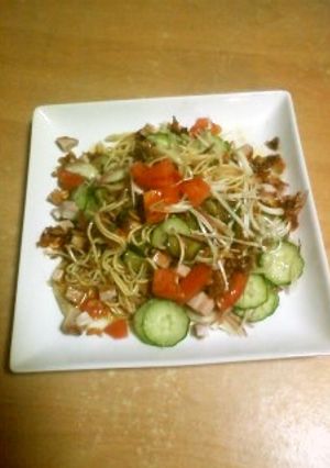 カリカリ節香る食べるラー油麺-レシピのメイン写真