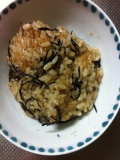 貧血対策ひじきバター炊き込みご飯-レシピのメイン写真