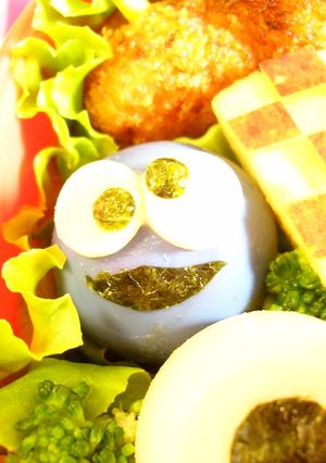 キャラ弁の青に便利な紫キャベツ汁キューブ-レシピのメイン写真