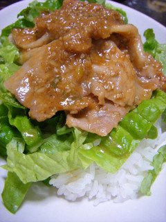 豚肉のゴマ味噌ピリ辛丼-レシピのメイン写真