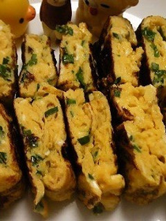 【食欲そそるぅ☆ニラ入り玉子焼き!】-レシピのメイン写真