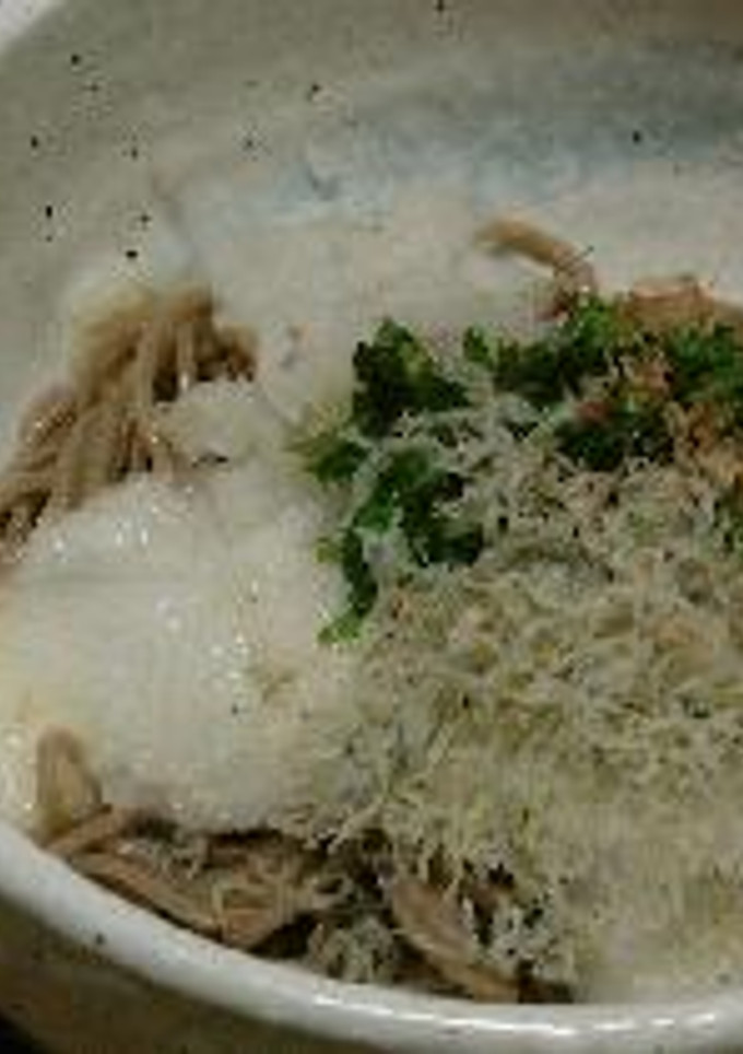 とろろ・じゃこ・オオバ・大根おろしの冷しうどん-レシピのメイン写真