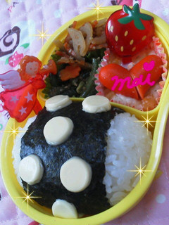 水玉模様のおにぎり*簡単キャラ弁*-レシピのメイン写真