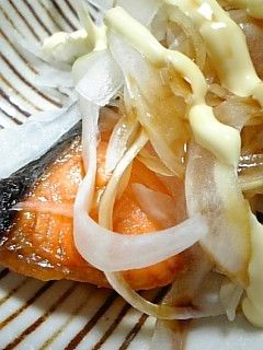 焼き鮭でも美味しい♪オニオンサーモン-レシピのメイン写真
