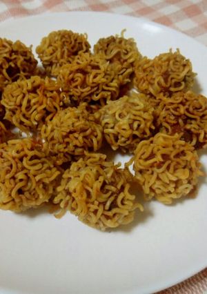 インスタントラーメン術☆エビ団子-レシピのメイン写真