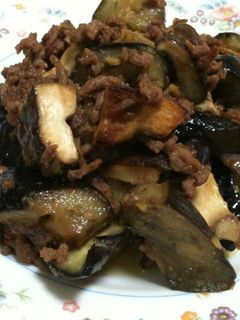 簡単な茄子とキノコの味噌そぼろ炒め-レシピのメイン写真