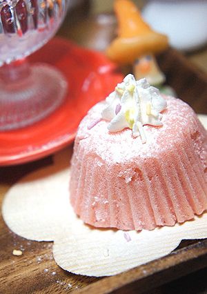 電子レンジで簡単♪苺の蒸しケーキ-レシピのメイン写真
