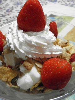 5分で出来る☆いちごパフェ-レシピのメイン写真