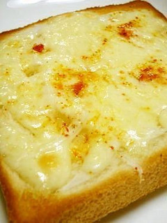 ☆新玉ねぎ&七味唐辛子のチーズトースト☆-レシピのメイン写真