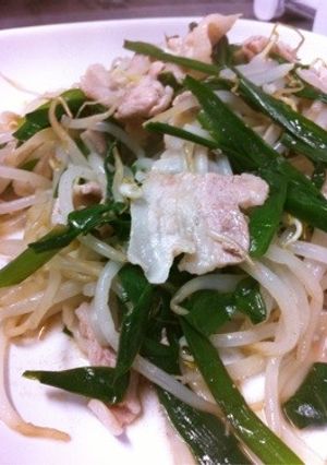 ヘルシーおいし〜♪もやぶた☆-レシピのメイン写真
