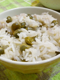 紫えんどう(グリーンピース)の豆ご飯-レシピのメイン写真