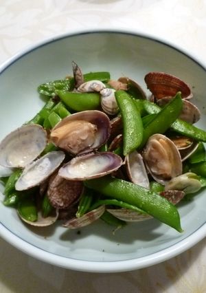 スナップエンドウとアサリの酒蒸し-レシピのメイン写真