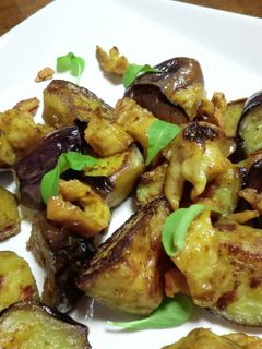 なすと鶏皮ローカロ炒め-レシピのメイン写真