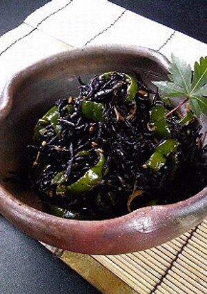 ちょっと大人味♪ピーマンのひじき炒め-レシピのメイン写真