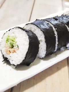 *照り焼きチキン巻き寿司*-レシピのメイン写真