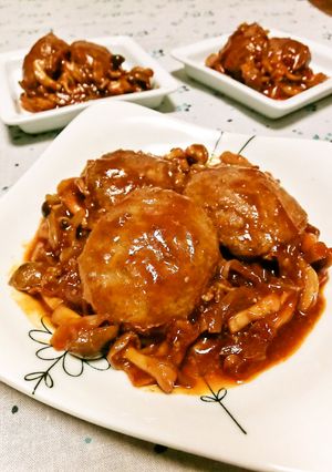 子ども絶賛♥煮込みハンバーグ♪-レシピのメイン写真