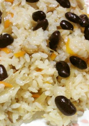 土佐の伝統料理♪銀不老豆のちらし寿司-レシピのメイン写真