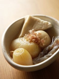 新玉ねぎのおでん-レシピのメイン写真