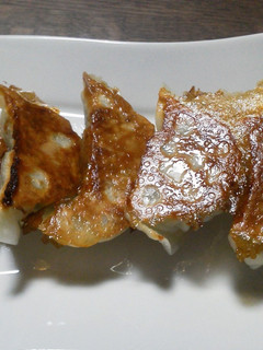 ホットプレートで☆蓮根・大葉入り焼き餃子-レシピのメイン写真
