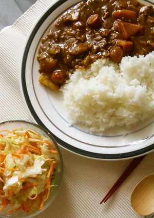 きのこカレーとコールスローサラダ☆-レシピのメイン写真