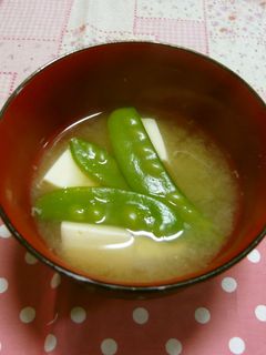 о絹さやとお豆腐のお味噌汁о-レシピのメイン写真