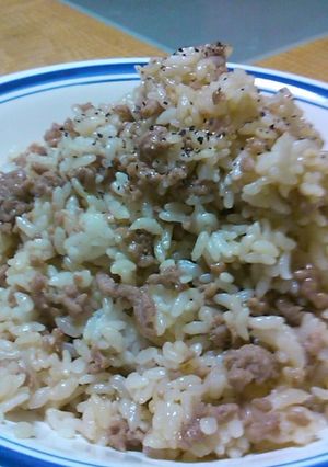 材料これだけ！ひき肉チャーハン-レシピのメイン写真