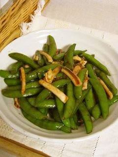 *スナップエンドウとイカの中華風炒め*-レシピのメイン写真