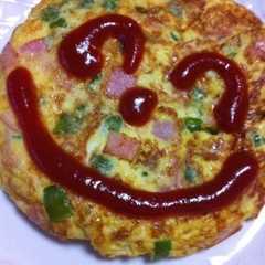 รูปของ (*^_^*)オムレツ。