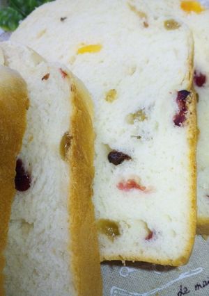 ケーキみたいな食パン♪ドライフルーツ入り-レシピのメイン写真