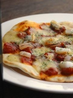 フライパンでクリスピーピザ、マリナーラ。-レシピのメイン写真