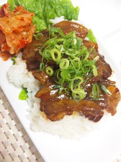 *ピリ甘辛 焼肉丼*-レシピのメイン写真
