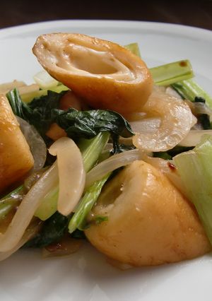 オイスターソースde小松菜玉ねぎの炒め物-レシピのメイン写真