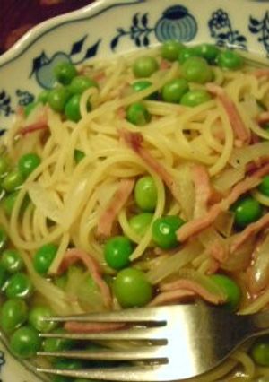 グリーンピースとベーコンのスープパスタ-レシピのメイン写真