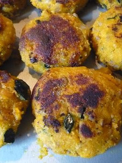カボチャとオカラで焼きダンゴ~♪-レシピのメイン写真