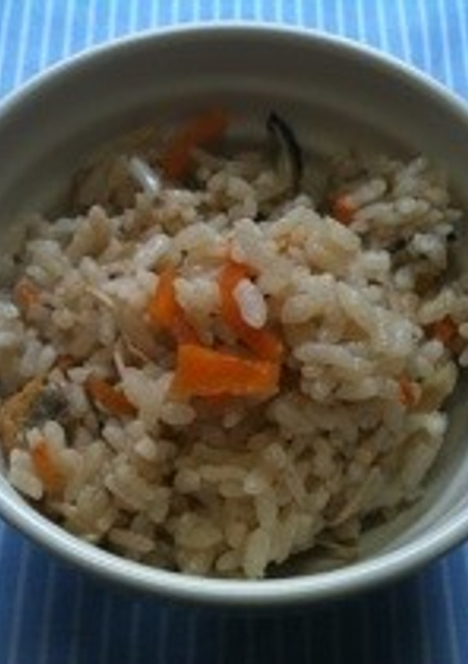 アサリときのこの炊き込みご飯-レシピのメイン写真