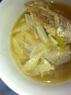 鯛のアラのみそ汁-レシピのメイン写真