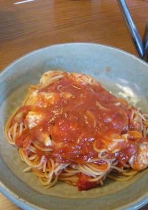モッツァレラとトマト缶のスパゲティ-レシピのメイン写真