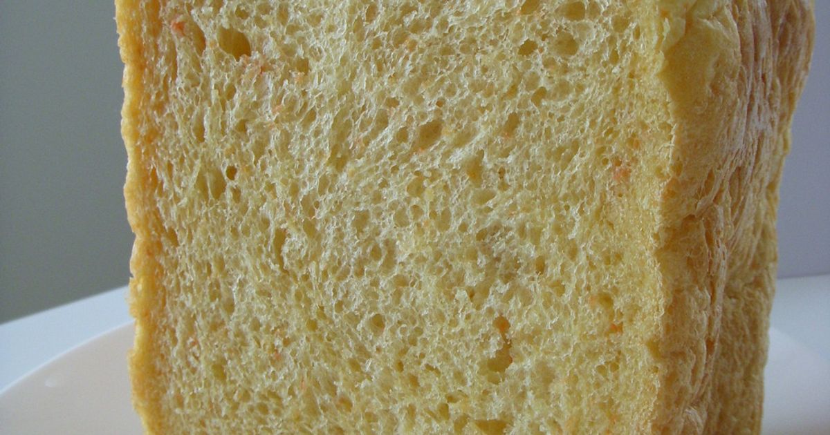 にま　ホームベーカリー ホームベーカリーで作る山型にんじんパン by スタッフたかこ