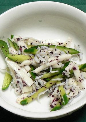 長芋と胡瓜、釜揚げちりめんのゆかり和え-レシピのメイン写真