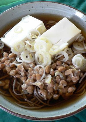 納豆と奴豆腐の冷たいぶっかけそば-レシピのメイン写真
