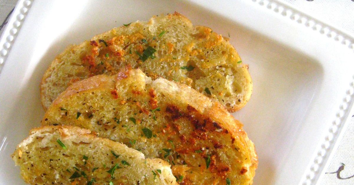 基本からアレンジまで!思わずつくりたくなる「フライパンで焼くパン」のレシピ集 | クックパッド