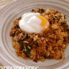 รูปของ 温玉のっけ＊納豆と海苔のチャーハン